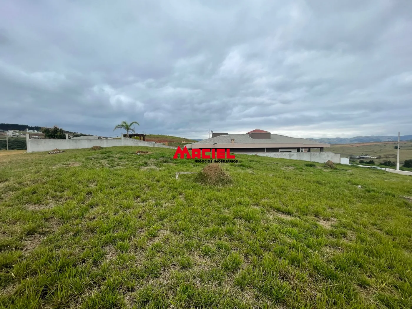 Comprar Terreno / Condom&iacute;nio em Ca&ccedil;apava R$ 350.000,00 - Foto 1