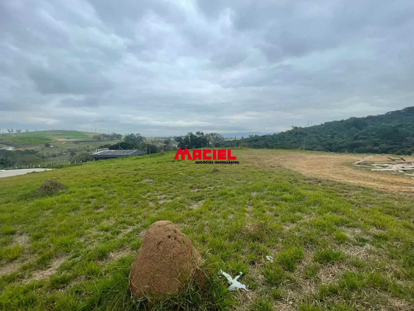 Comprar Terreno / Condom&iacute;nio em Ca&ccedil;apava R$ 350.000,00 - Foto 3