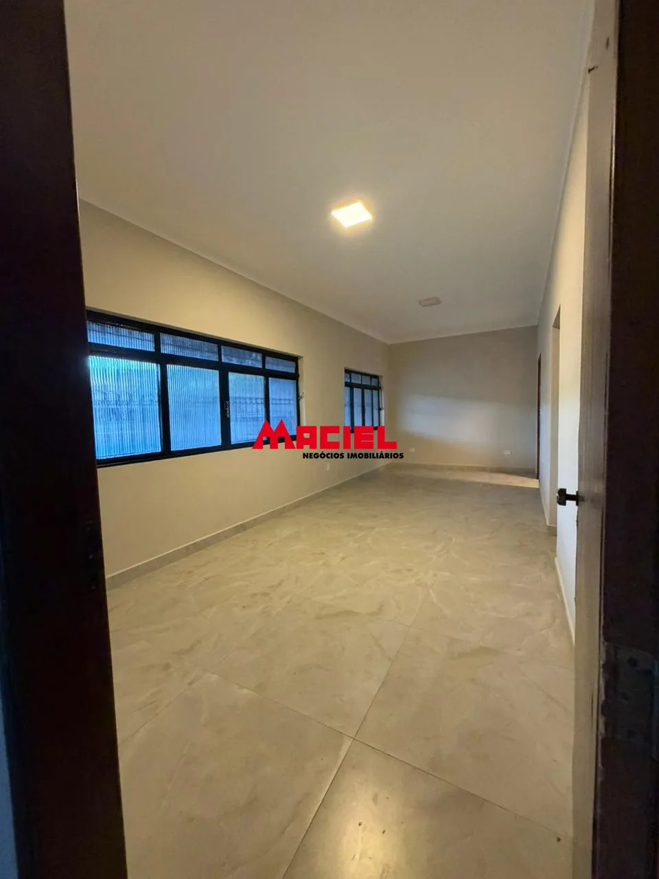 Comprar Casa / Padr&atilde;o em S&atilde;o Jos&eacute; dos Campos R$ 660.000,00 - Foto 2