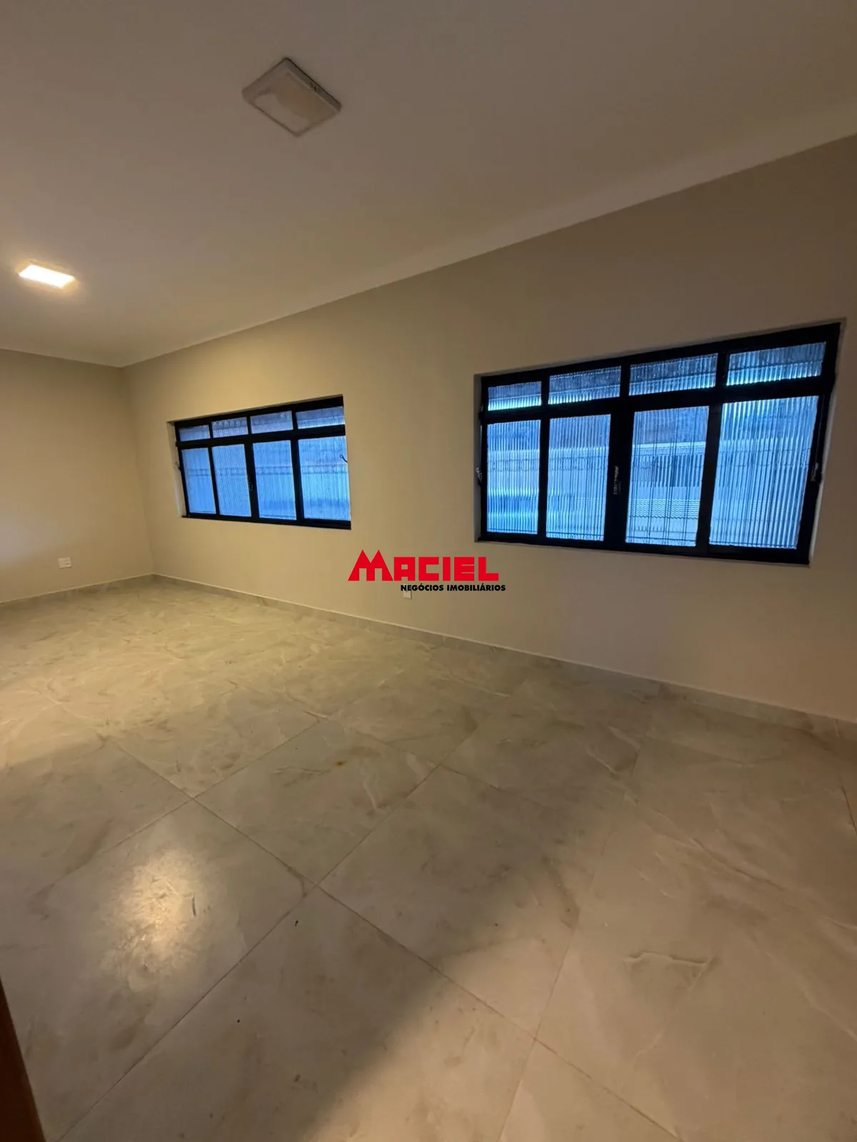 Comprar Casa / Padr&atilde;o em S&atilde;o Jos&eacute; dos Campos R$ 660.000,00 - Foto 3