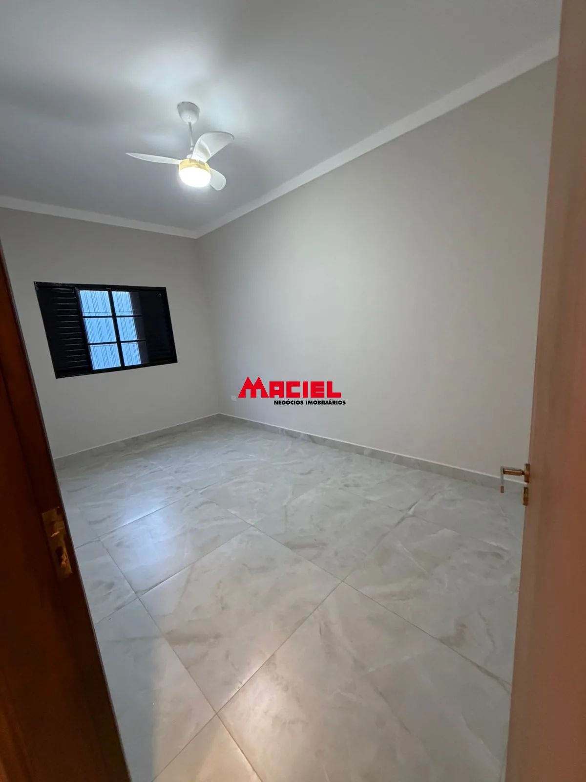 Comprar Casa / Padr&atilde;o em S&atilde;o Jos&eacute; dos Campos R$ 660.000,00 - Foto 6