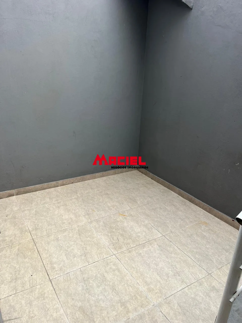 Alugar Casa / Padr&atilde;o em S&atilde;o Jos&eacute; dos Campos R$ 2.000,00 - Foto 3