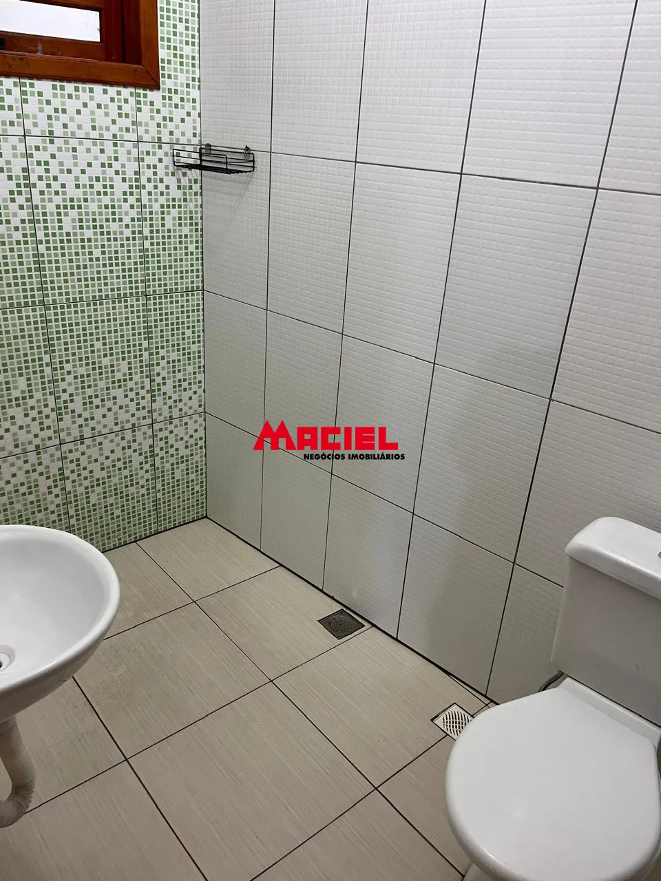 Alugar Casa / Padr&atilde;o em S&atilde;o Jos&eacute; dos Campos R$ 2.000,00 - Foto 9
