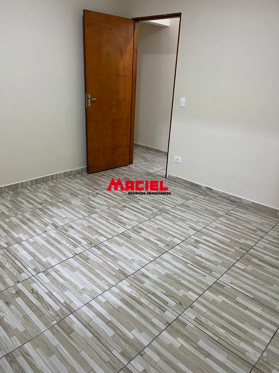 Alugar Casa / Padr&atilde;o em S&atilde;o Jos&eacute; dos Campos R$ 2.000,00 - Foto 13