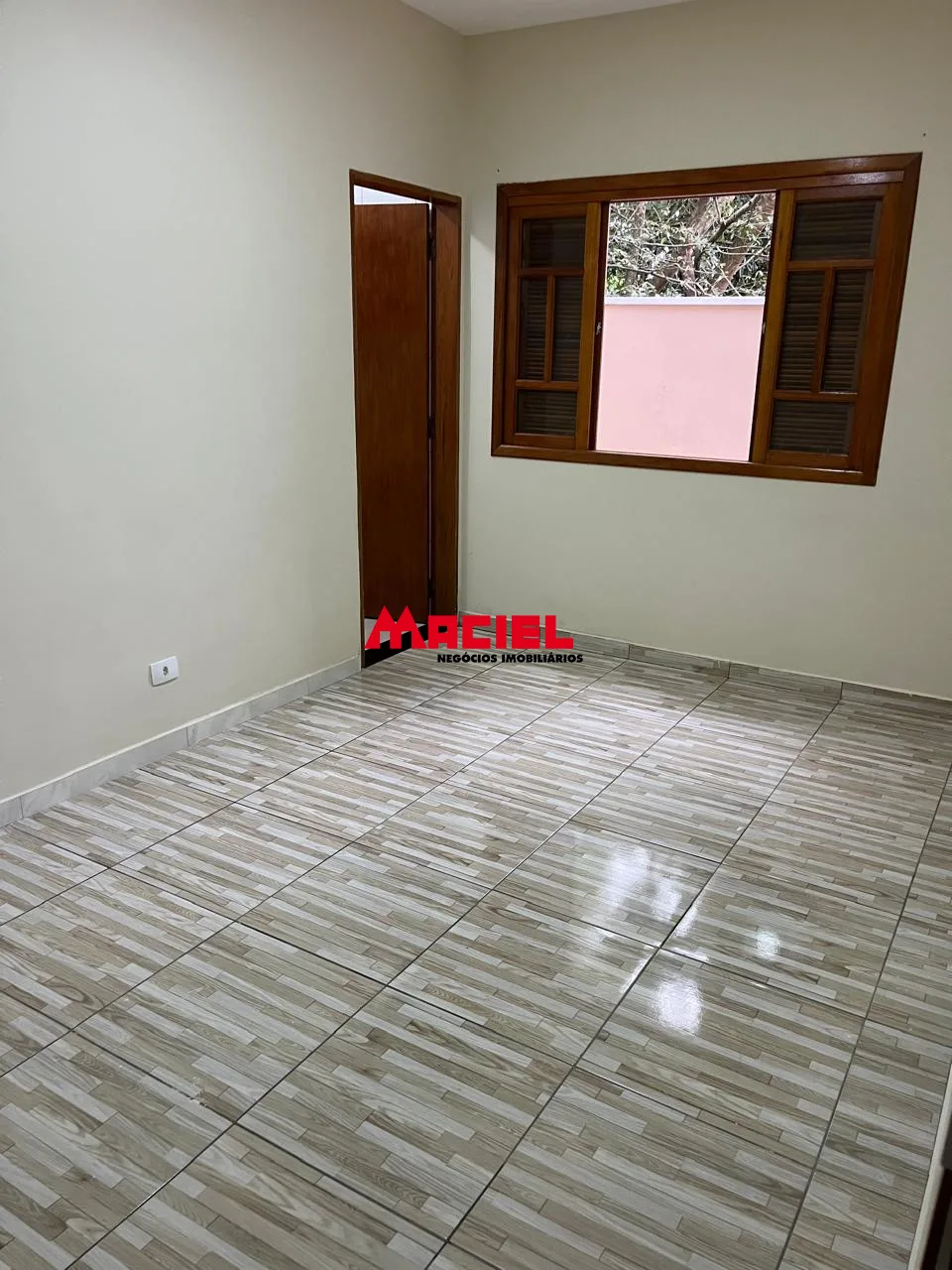 Alugar Casa / Padr&atilde;o em S&atilde;o Jos&eacute; dos Campos R$ 2.000,00 - Foto 15