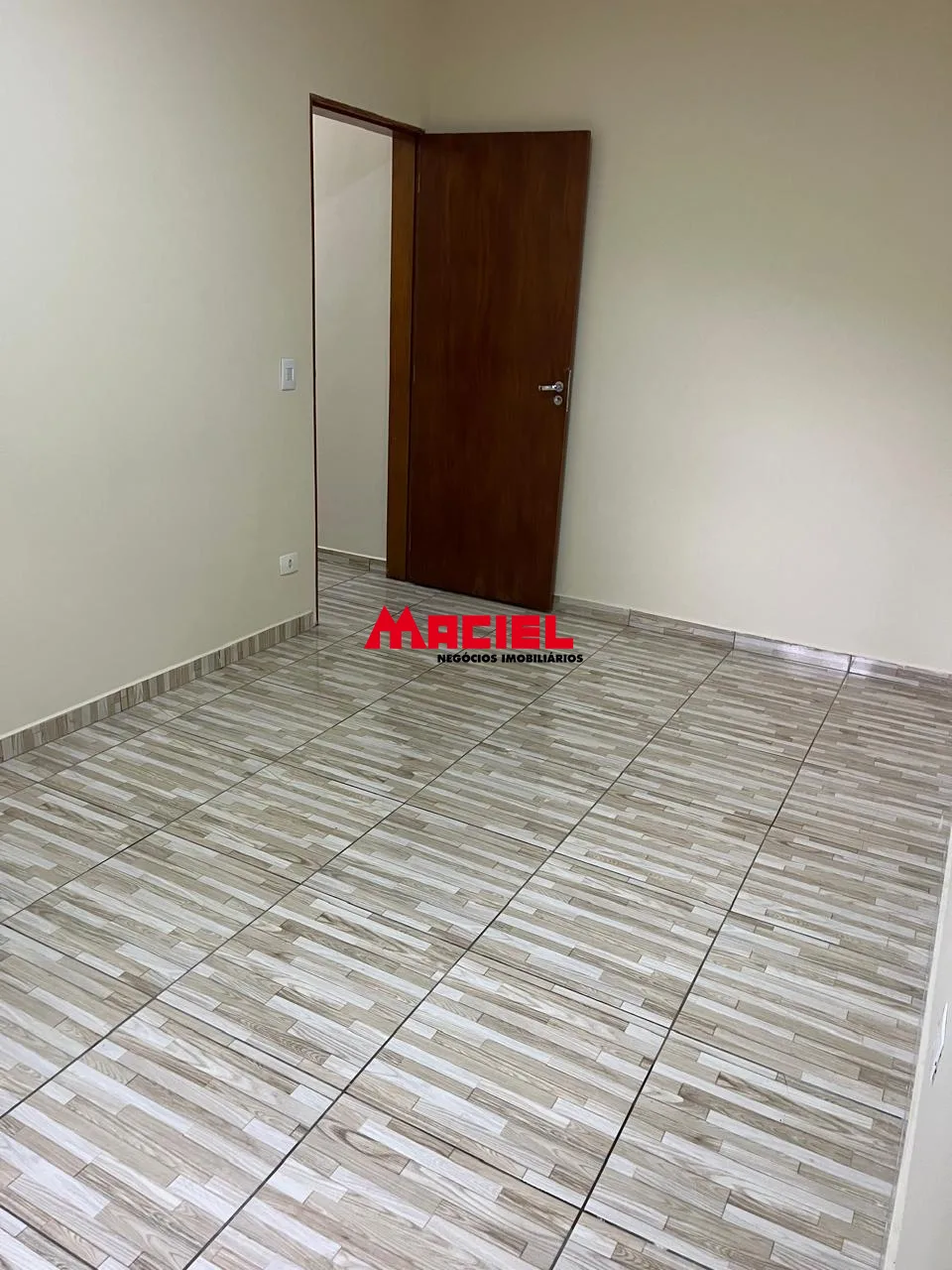 Alugar Casa / Padr&atilde;o em S&atilde;o Jos&eacute; dos Campos R$ 2.000,00 - Foto 16