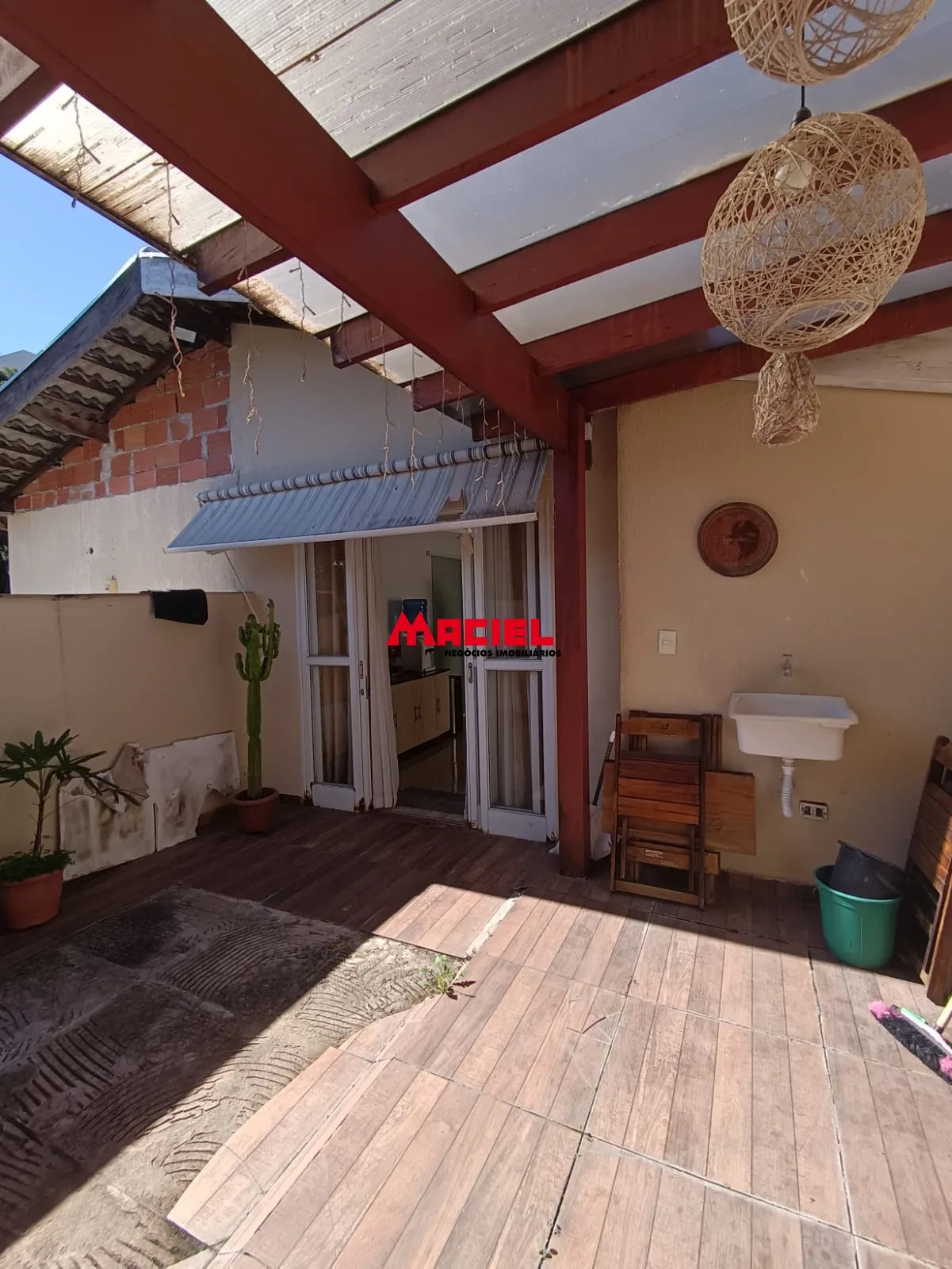 Alugar Casa / Sobrado em S&atilde;o Jos&eacute; dos Campos R$ 2.700,00 - Foto 6
