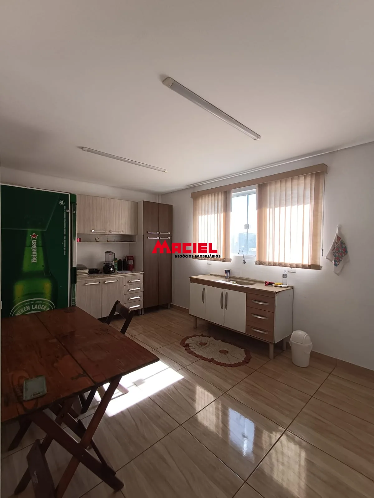 Alugar Casa / Sobrado em S&atilde;o Jos&eacute; dos Campos R$ 2.700,00 - Foto 10