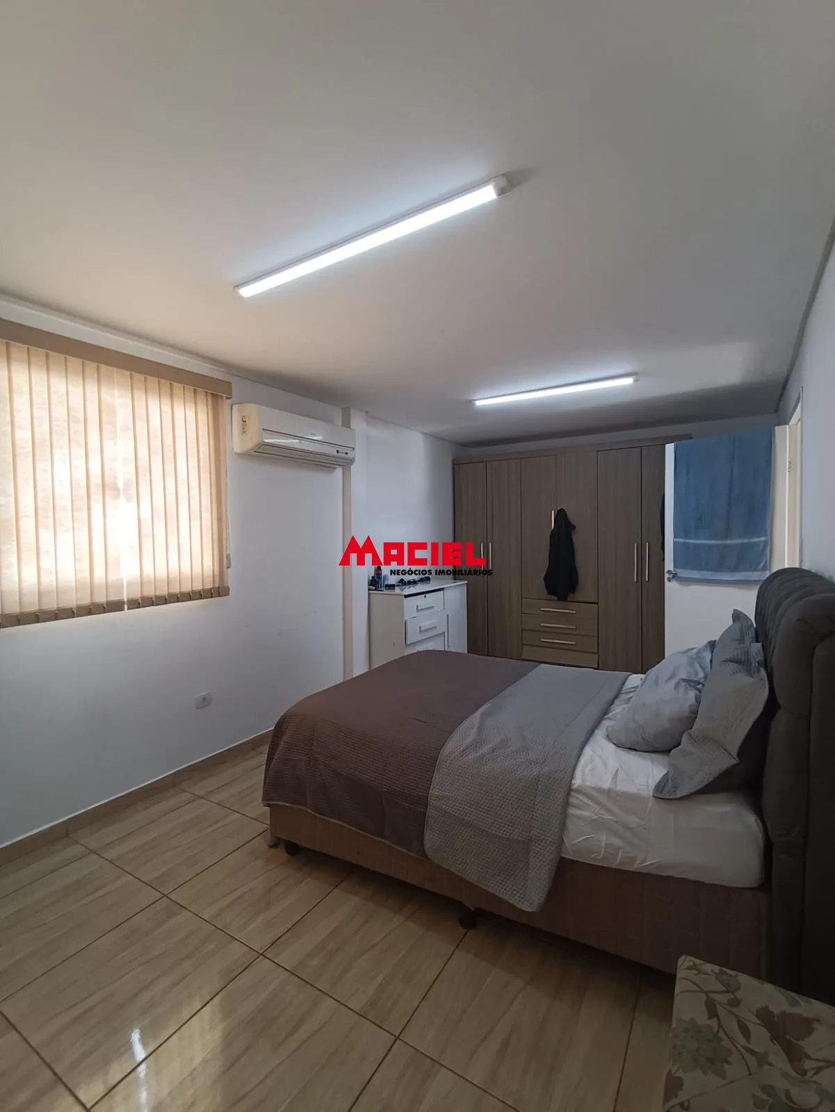 Alugar Casa / Sobrado em S&atilde;o Jos&eacute; dos Campos R$ 2.700,00 - Foto 20