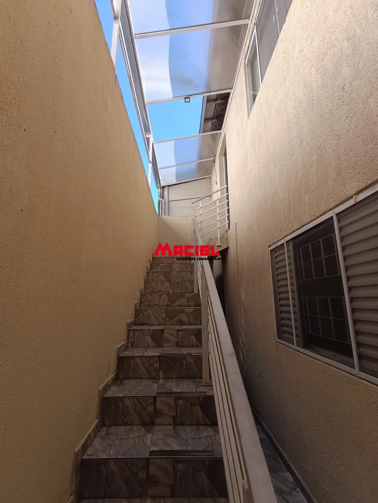 Alugar Casa / Sobrado em S&atilde;o Jos&eacute; dos Campos R$ 2.700,00 - Foto 32