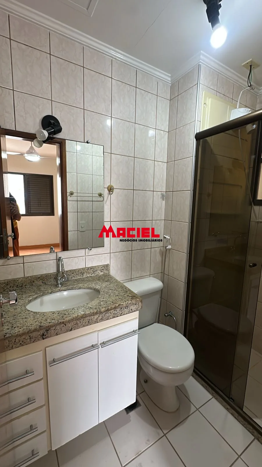 Alugar Apartamento / Padr&atilde;o em S&atilde;o Jos&eacute; dos Campos R$ 3.300,00 - Foto 3