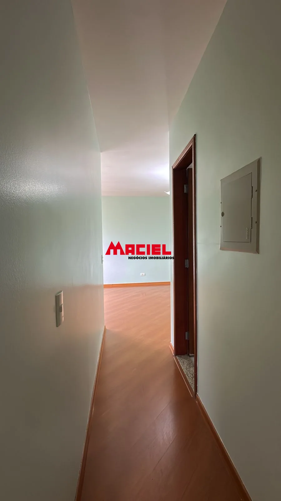 Alugar Apartamento / Padr&atilde;o em S&atilde;o Jos&eacute; dos Campos R$ 3.300,00 - Foto 9