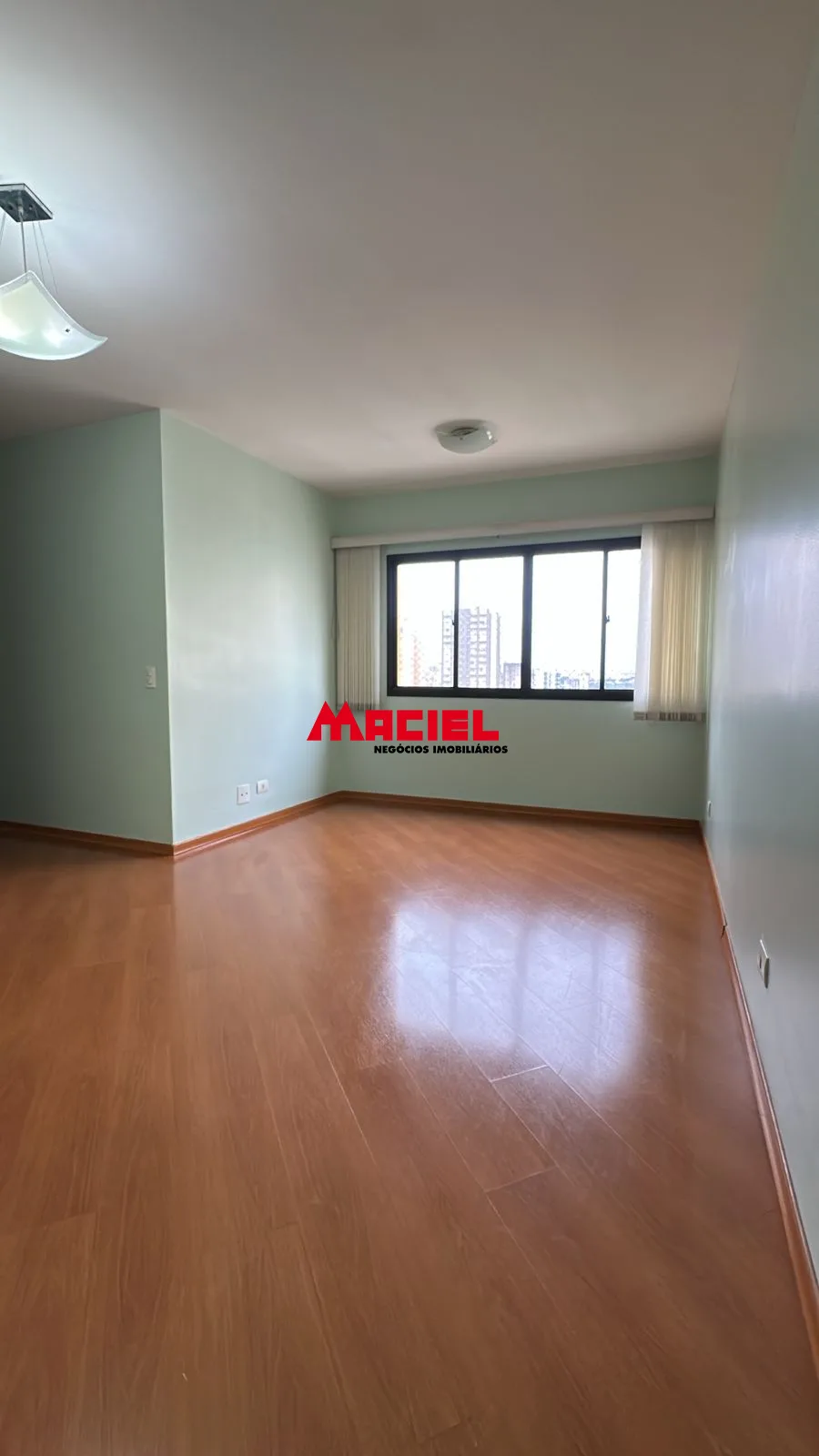 Alugar Apartamento / Padr&atilde;o em S&atilde;o Jos&eacute; dos Campos R$ 3.300,00 - Foto 12