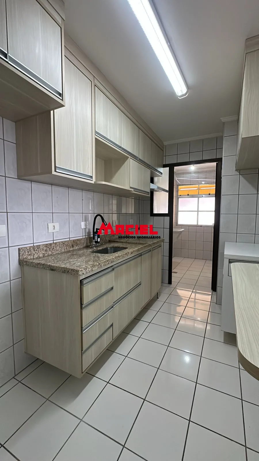 Alugar Apartamento / Padr&atilde;o em S&atilde;o Jos&eacute; dos Campos R$ 3.300,00 - Foto 15