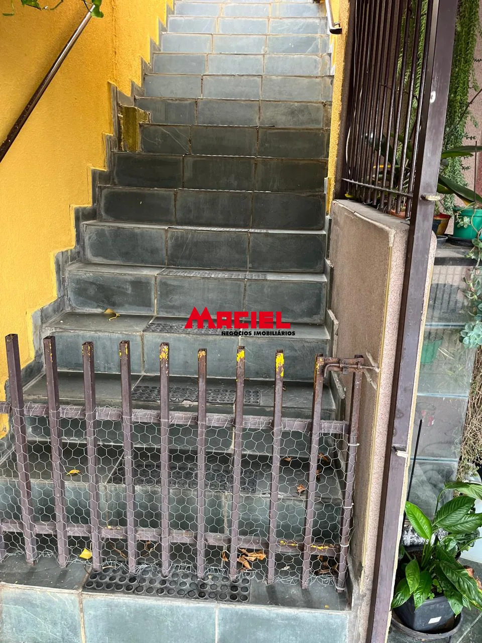 Alugar Casa / Padr&atilde;o em S&atilde;o Jos&eacute; dos Campos R$ 1.800,00 - Foto 2