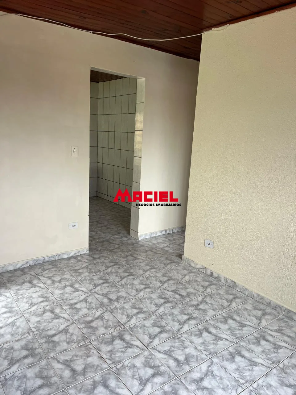 Alugar Casa / Padr&atilde;o em S&atilde;o Jos&eacute; dos Campos R$ 1.800,00 - Foto 7