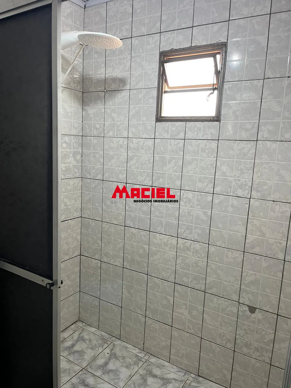 Alugar Casa / Padr&atilde;o em S&atilde;o Jos&eacute; dos Campos R$ 1.800,00 - Foto 8