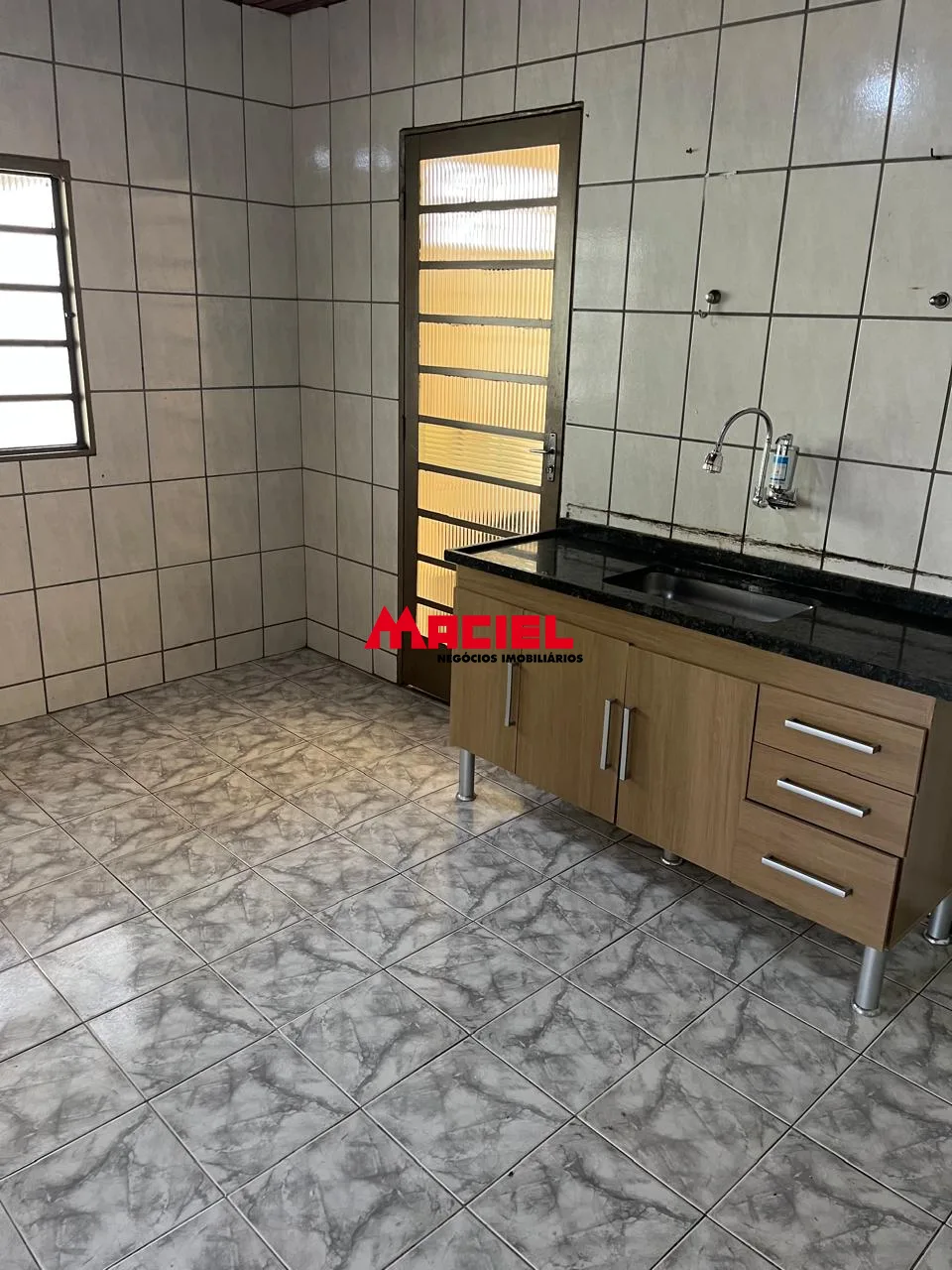 Alugar Casa / Padr&atilde;o em S&atilde;o Jos&eacute; dos Campos R$ 1.800,00 - Foto 10