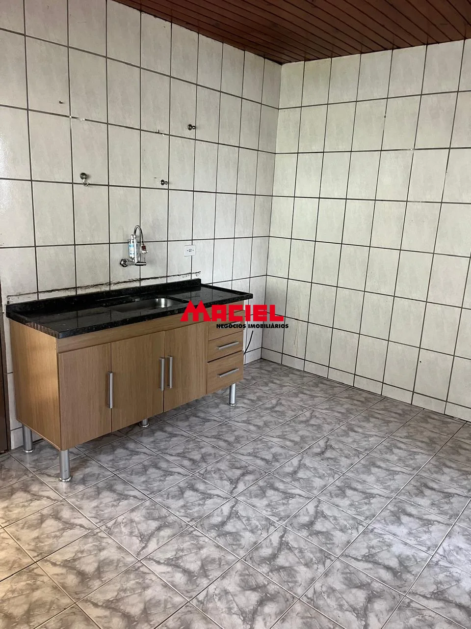 Alugar Casa / Padr&atilde;o em S&atilde;o Jos&eacute; dos Campos R$ 1.800,00 - Foto 11