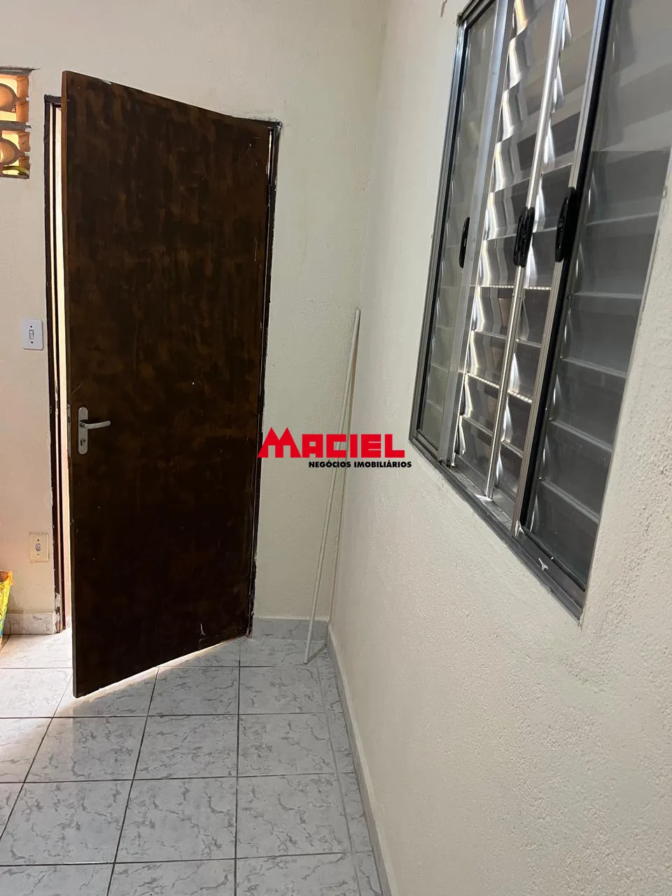 Alugar Casa / Padr&atilde;o em S&atilde;o Jos&eacute; dos Campos R$ 1.800,00 - Foto 19