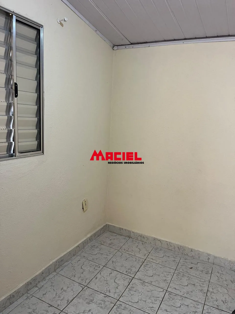 Alugar Casa / Padr&atilde;o em S&atilde;o Jos&eacute; dos Campos R$ 1.800,00 - Foto 21