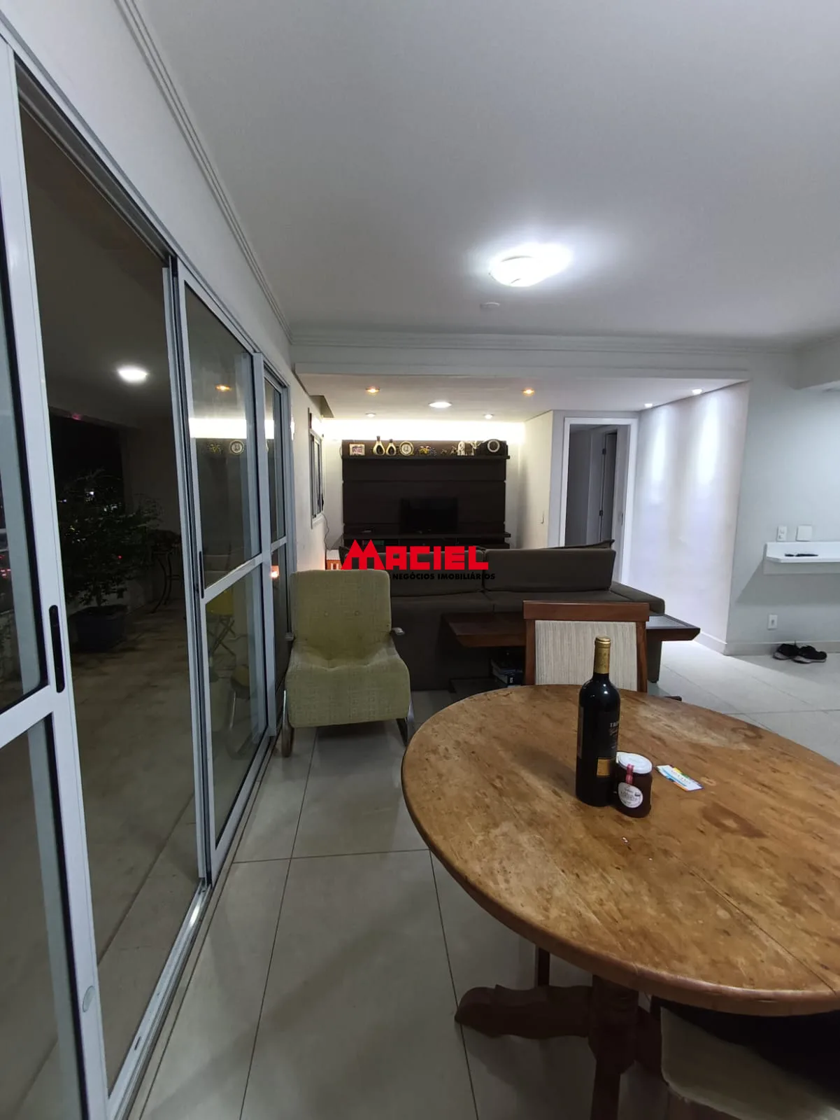 Comprar Apartamento / Padr&atilde;o em S&atilde;o Jos&eacute; dos Campos R$ 1.700.000,00 - Foto 2