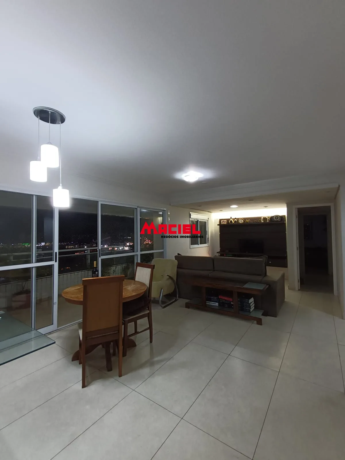 Comprar Apartamento / Padr&atilde;o em S&atilde;o Jos&eacute; dos Campos R$ 1.700.000,00 - Foto 5