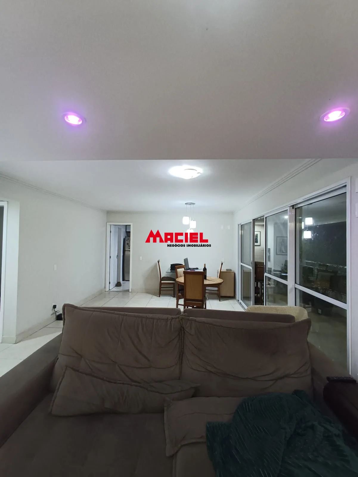 Comprar Apartamento / Padr&atilde;o em S&atilde;o Jos&eacute; dos Campos R$ 1.700.000,00 - Foto 19