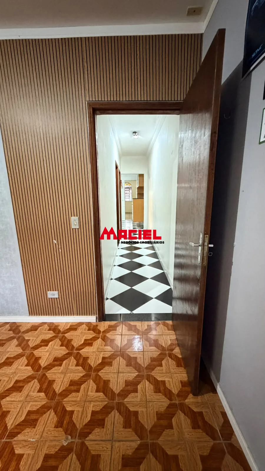 Alugar Casa / Padr&atilde;o em S&atilde;o Jos&eacute; dos Campos R$ 3.200,00 - Foto 13