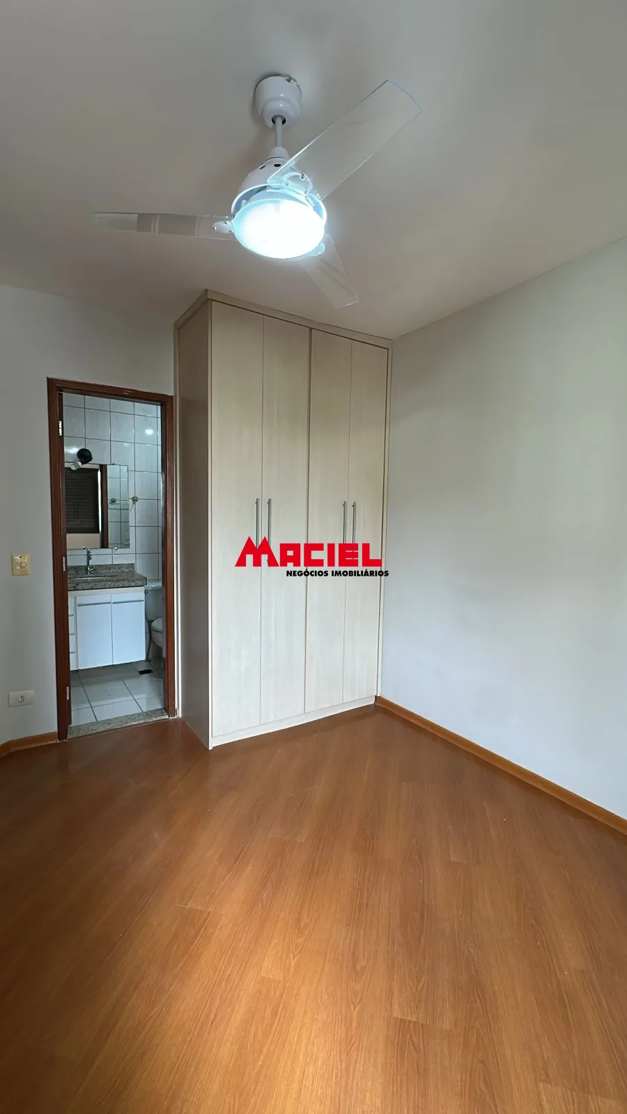 Alugar Casa / Padr&atilde;o em S&atilde;o Jos&eacute; dos Campos R$ 3.200,00 - Foto 5