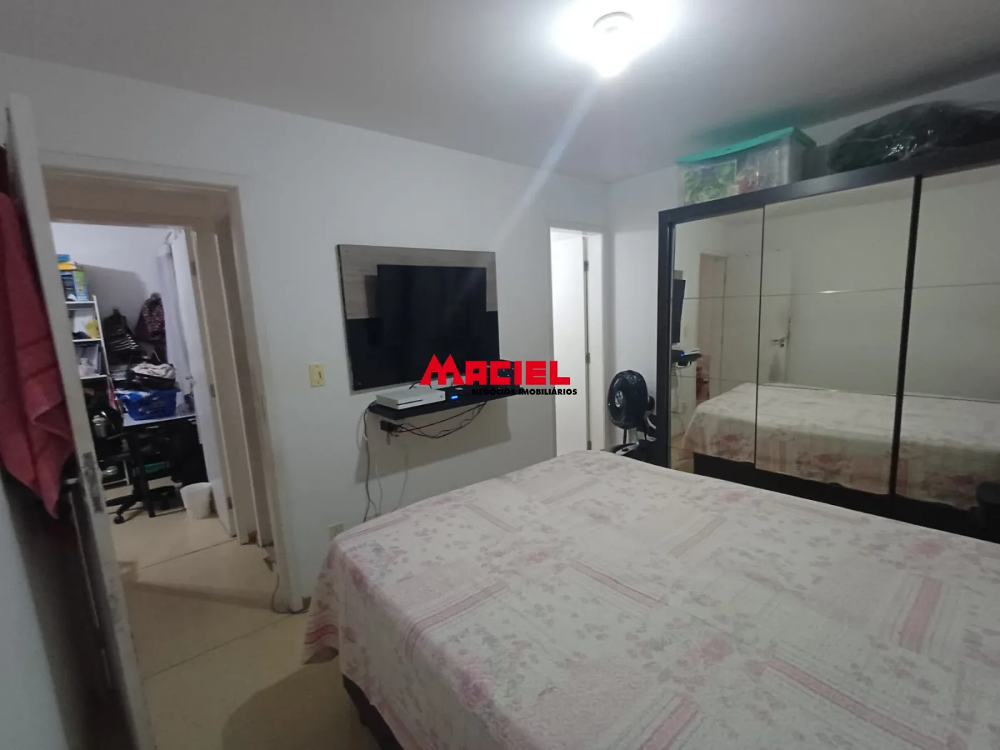 Comprar Apartamento / Padr&atilde;o em S&atilde;o Jos&eacute; dos Campos R$ 330.000,00 - Foto 3