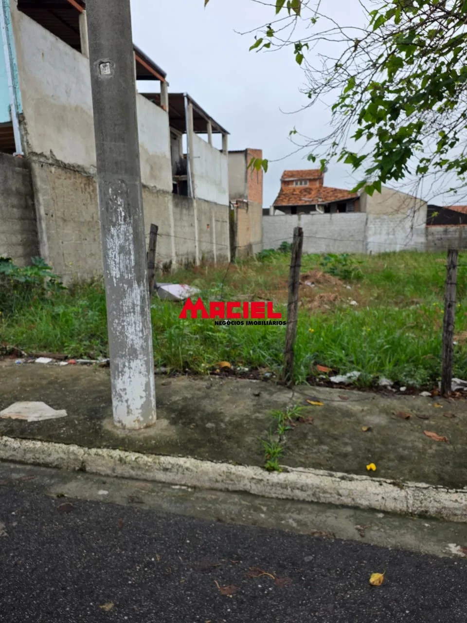 Comprar Terreno / Residencial em Ca&ccedil;apava R$ 195.000,00 - Foto 2