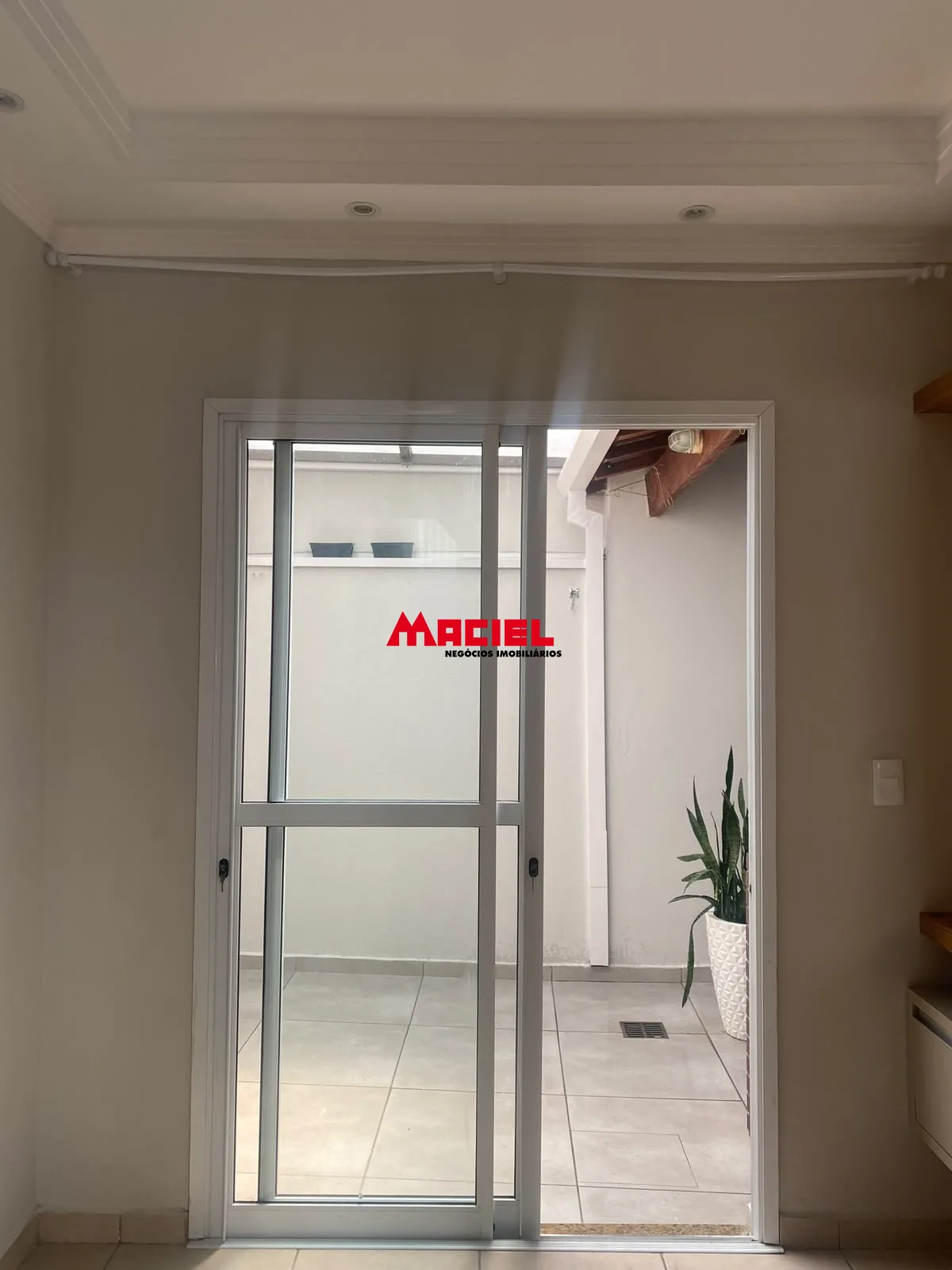 Comprar Casa / Condom&iacute;nio em Ca&ccedil;apava R$ 270.000,00 - Foto 7