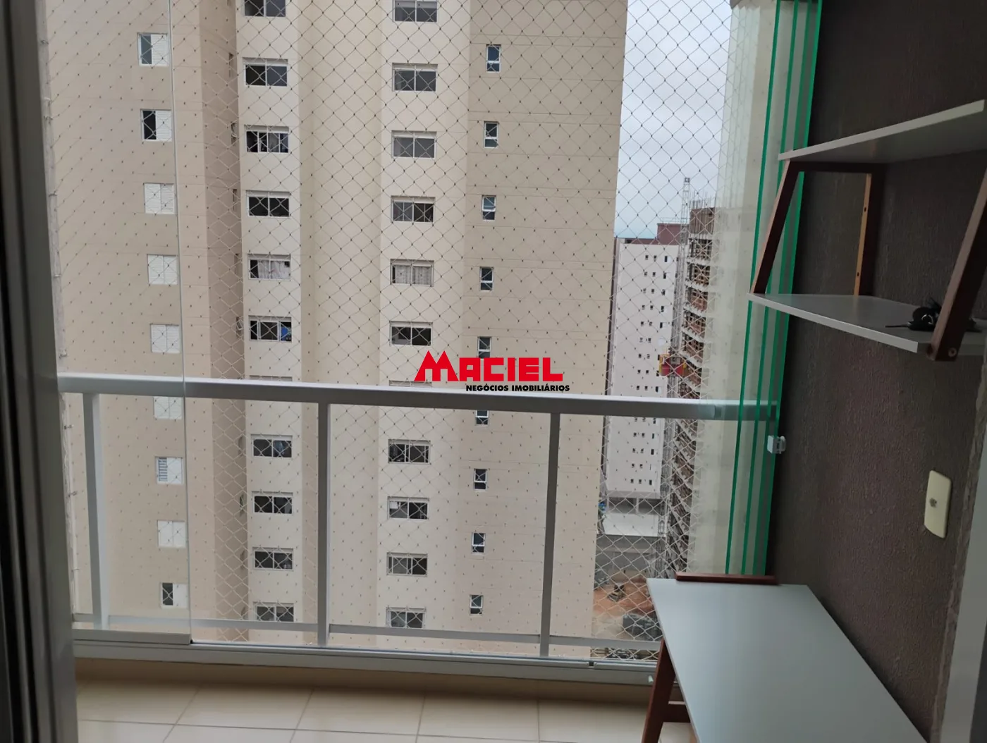 Alugar Apartamento / Padr&atilde;o em S&atilde;o Jos&eacute; dos Campos R$ 3.800,00 - Foto 3