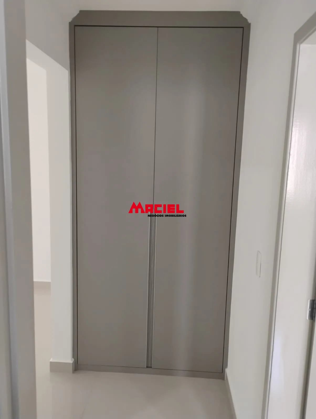Alugar Apartamento / Padr&atilde;o em S&atilde;o Jos&eacute; dos Campos R$ 3.800,00 - Foto 17