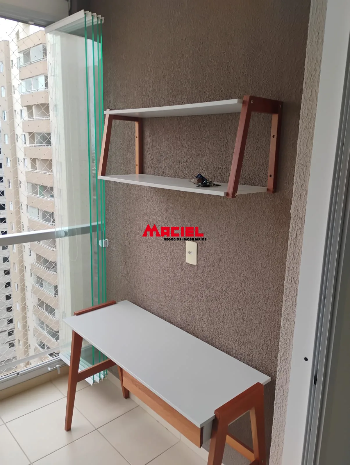 Alugar Apartamento / Padr&atilde;o em S&atilde;o Jos&eacute; dos Campos R$ 3.800,00 - Foto 4