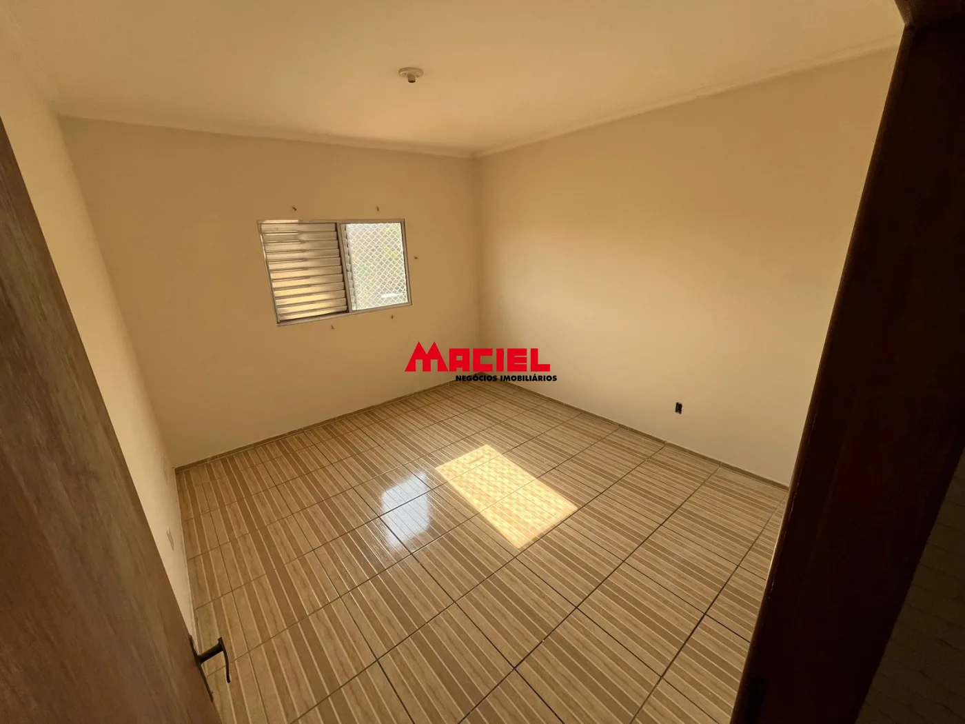Comprar Apartamento / Padr&atilde;o em Taubat&eacute; R$ 260.000,00 - Foto 6
