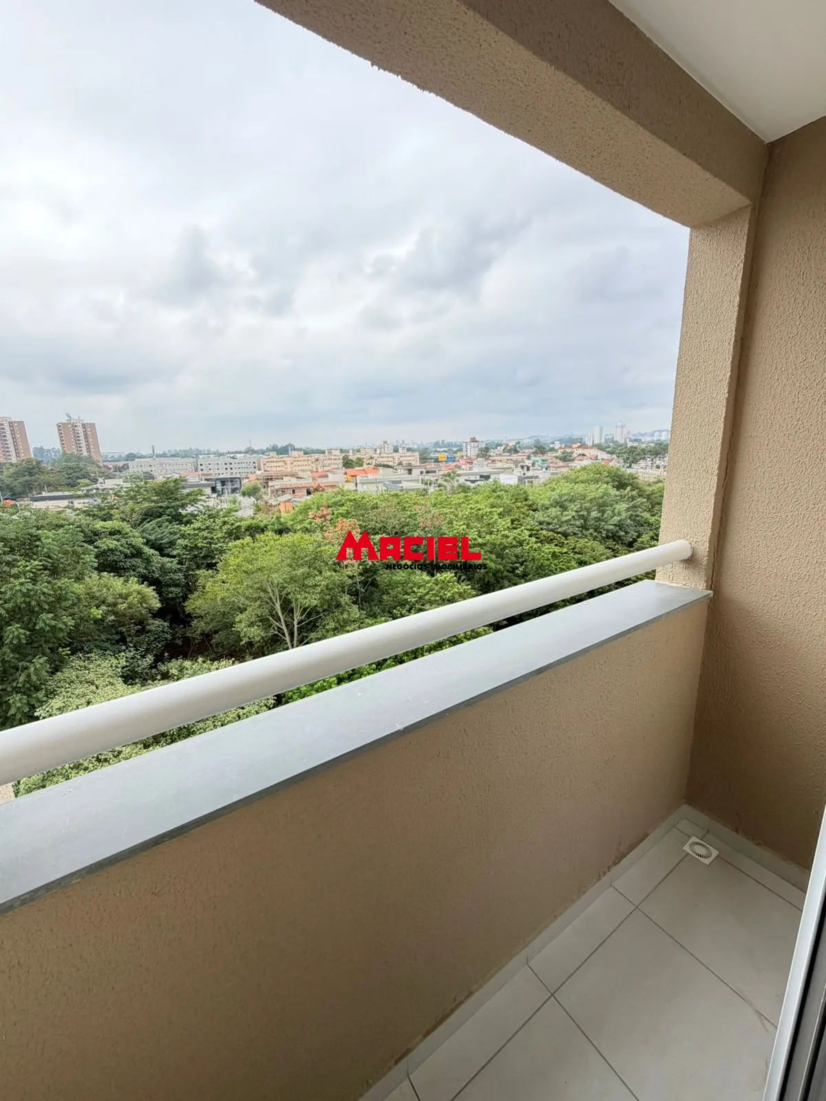 Comprar Apartamento / Padr&atilde;o em Jacare&iacute; R$ 330.000,00 - Foto 4