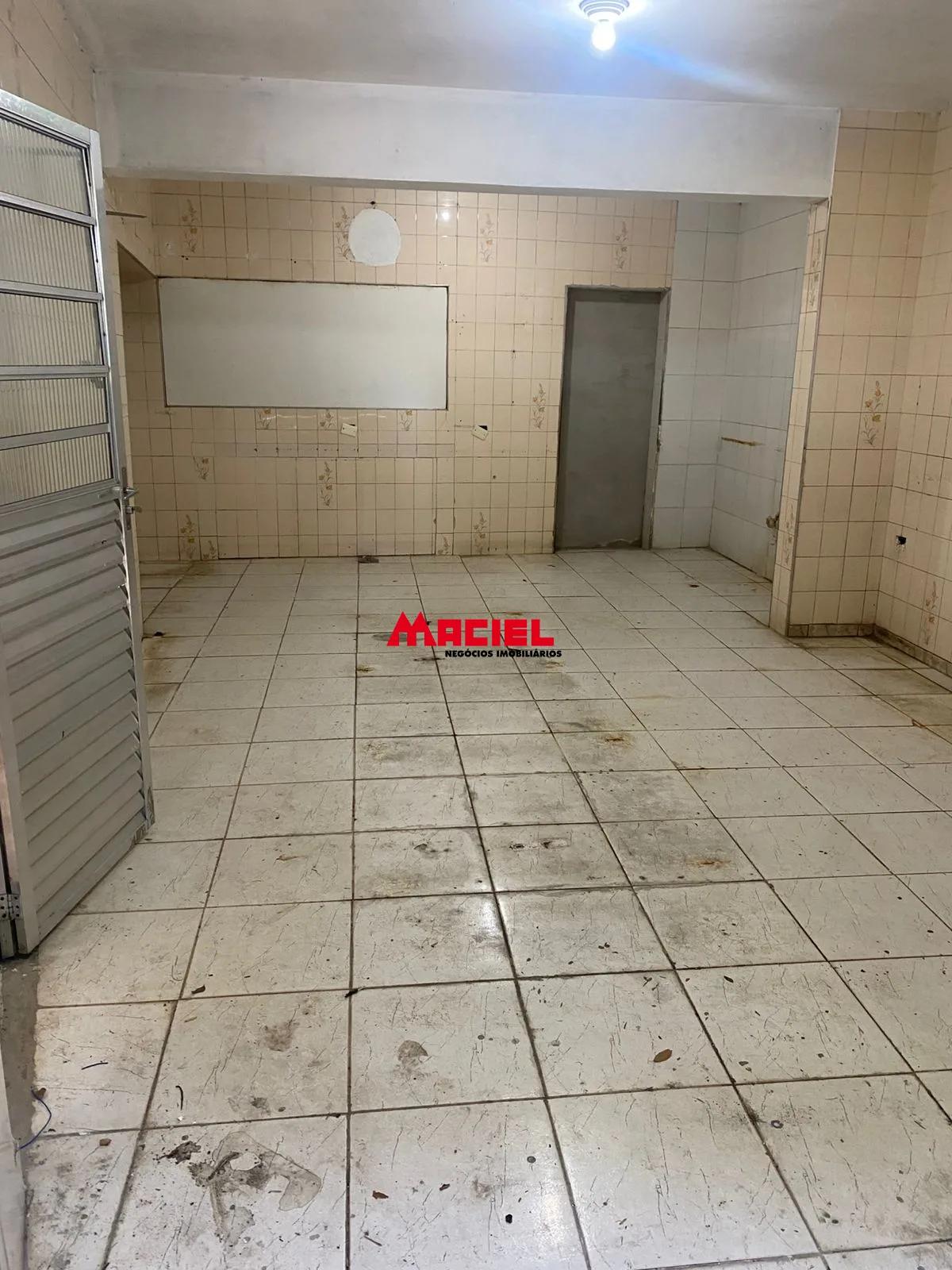 Alugar Casa / Sobrado em S&atilde;o Jos&eacute; dos Campos R$ 3.100,00 - Foto 17