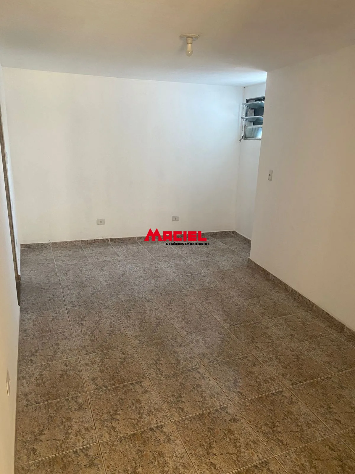 Alugar Casa / Sobrado em S&atilde;o Jos&eacute; dos Campos R$ 3.100,00 - Foto 18
