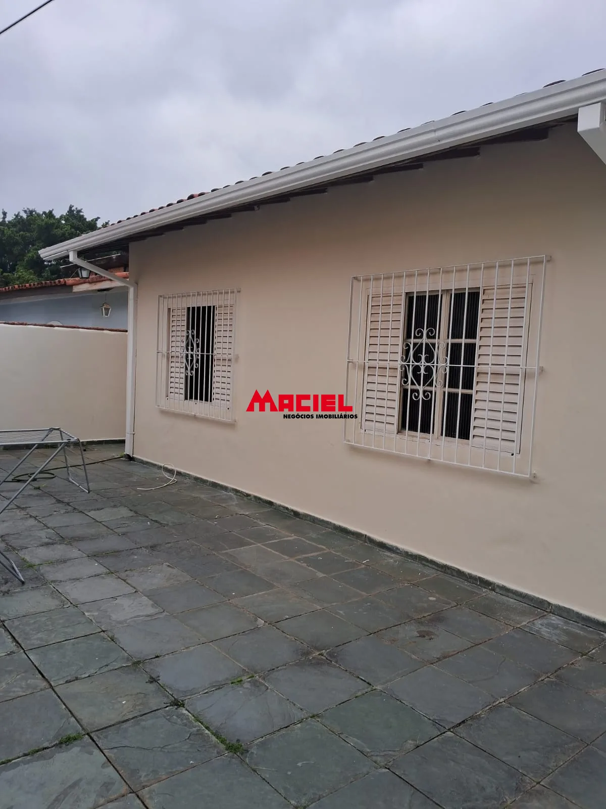 Alugar Casa / Padr&atilde;o em S&atilde;o Jos&eacute; dos Campos R$ 3.300,00 - Foto 4