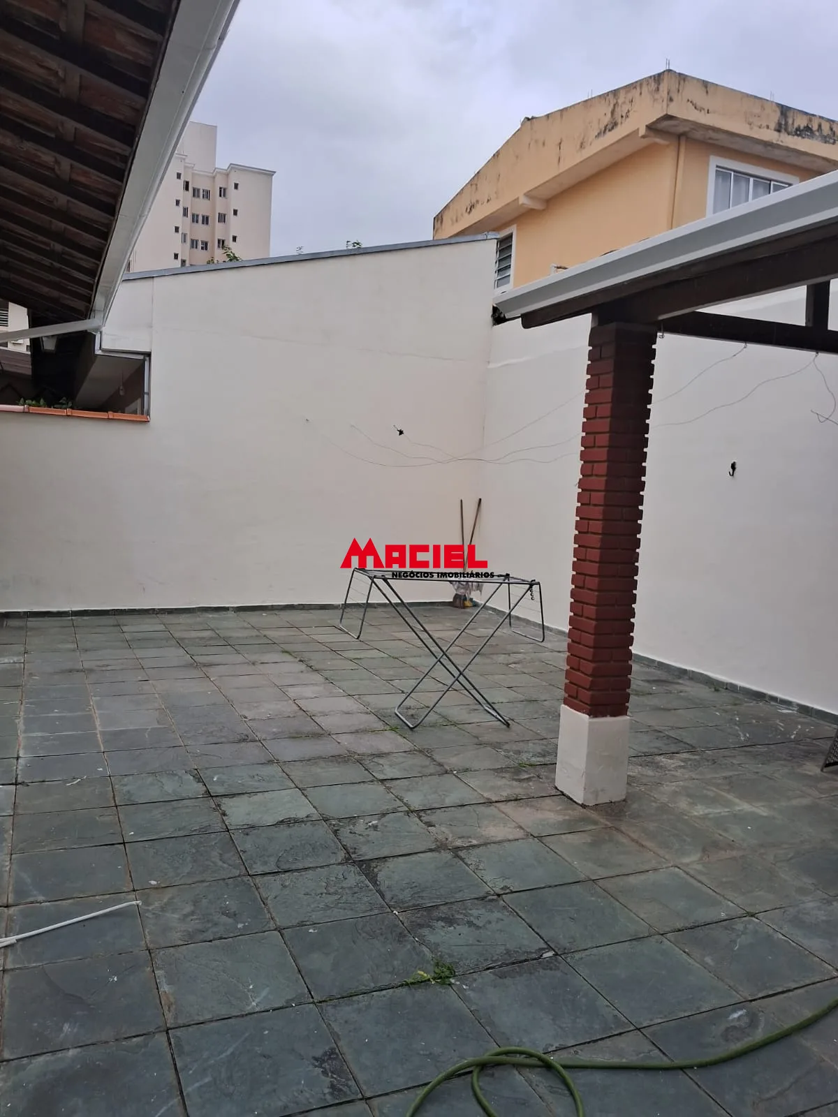 Alugar Casa / Padr&atilde;o em S&atilde;o Jos&eacute; dos Campos R$ 3.300,00 - Foto 6