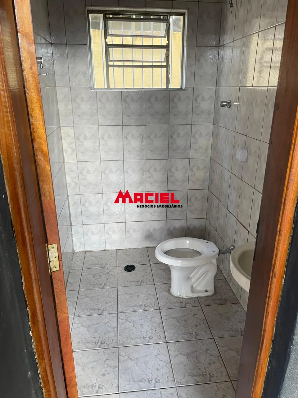 Alugar Comercial / Ponto Comercial em S&atilde;o Jos&eacute; dos Campos R$ 4.000,00 - Foto 5