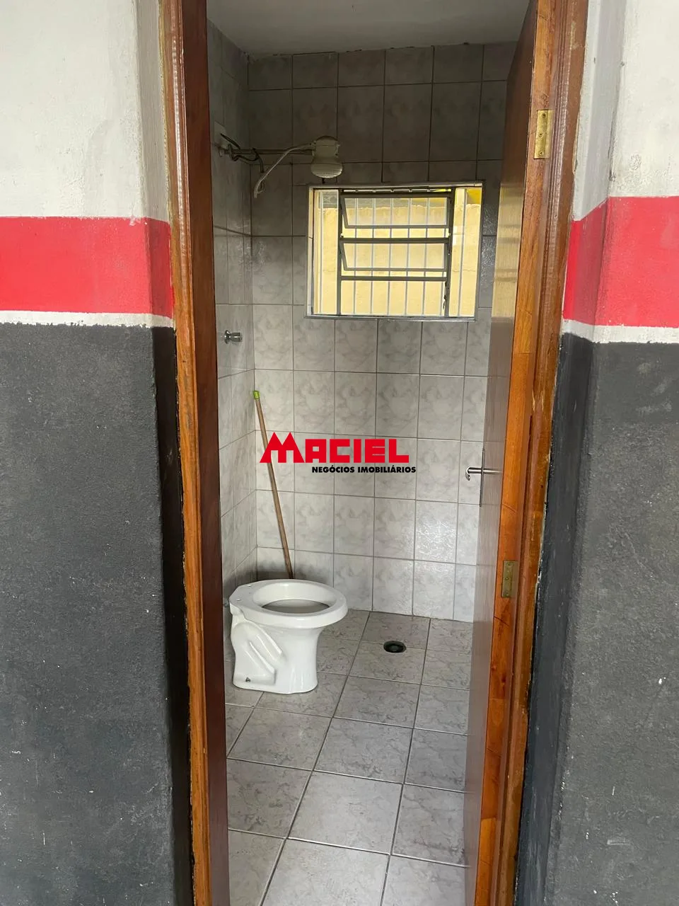 Alugar Comercial / Ponto Comercial em S&atilde;o Jos&eacute; dos Campos R$ 4.000,00 - Foto 6