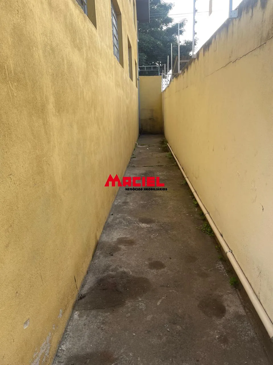 Alugar Comercial / Ponto Comercial em S&atilde;o Jos&eacute; dos Campos R$ 4.000,00 - Foto 8