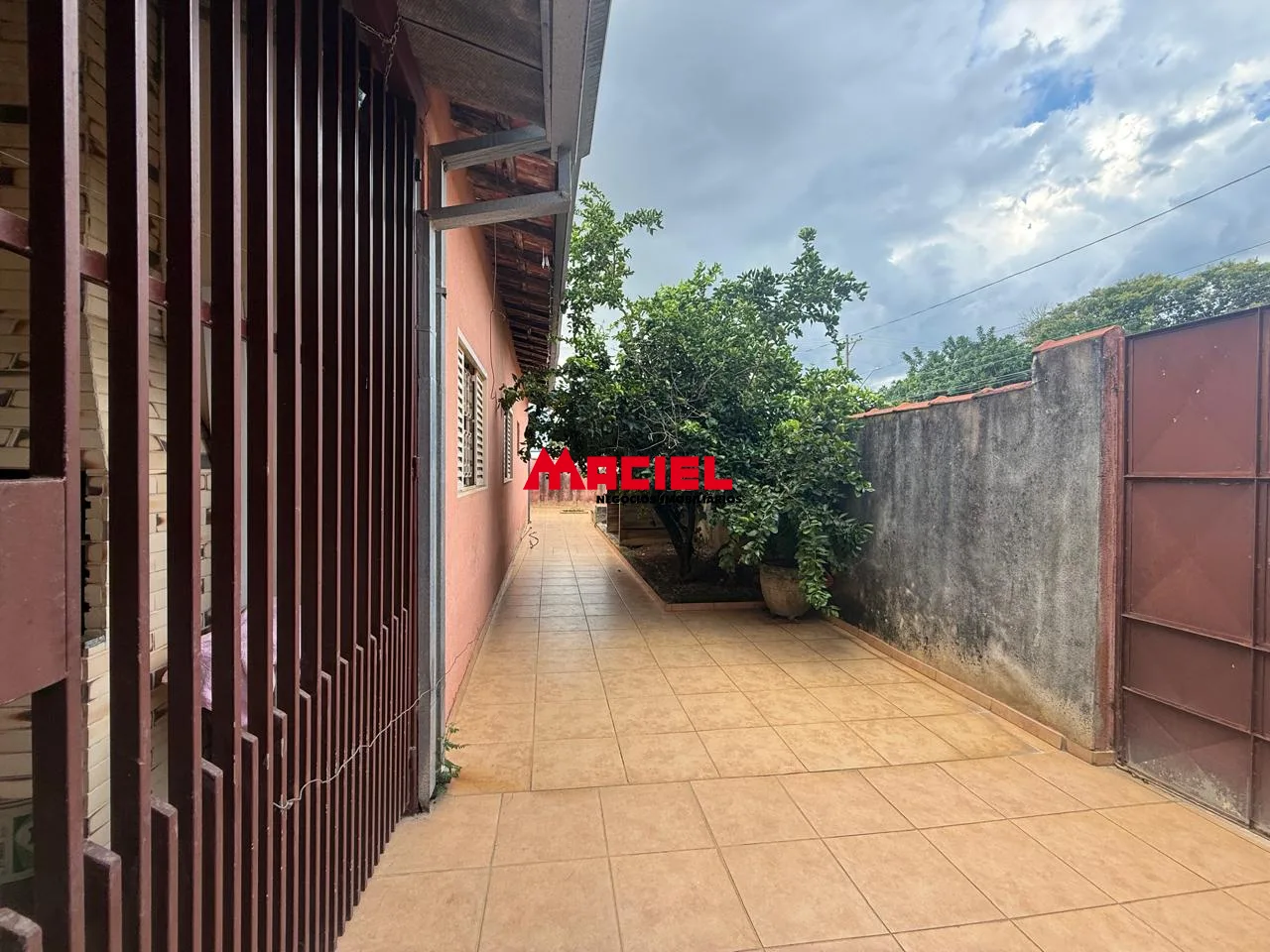 Comprar Casa / Padr&atilde;o em S&atilde;o Jos&eacute; dos Campos R$ 700.000,00 - Foto 6