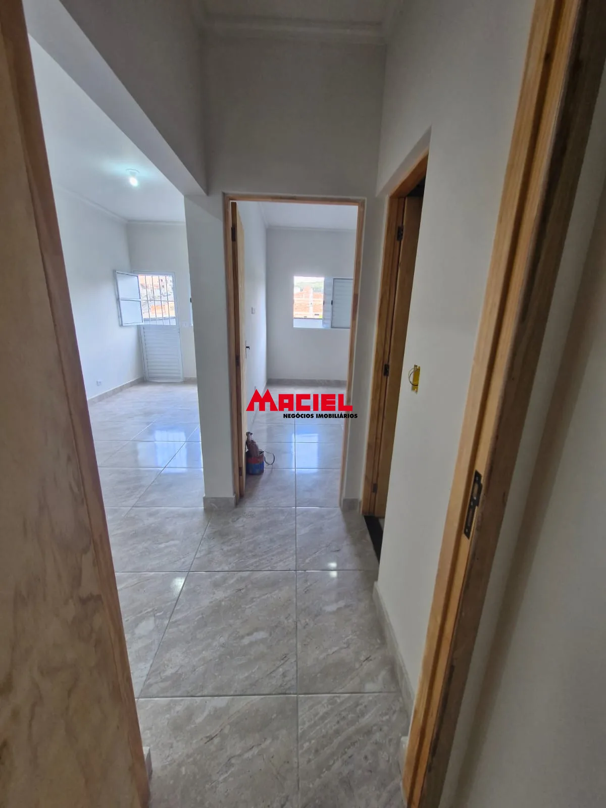Comprar Casa / Padr&atilde;o em Jacare&iacute; R$ 350.000,00 - Foto 1