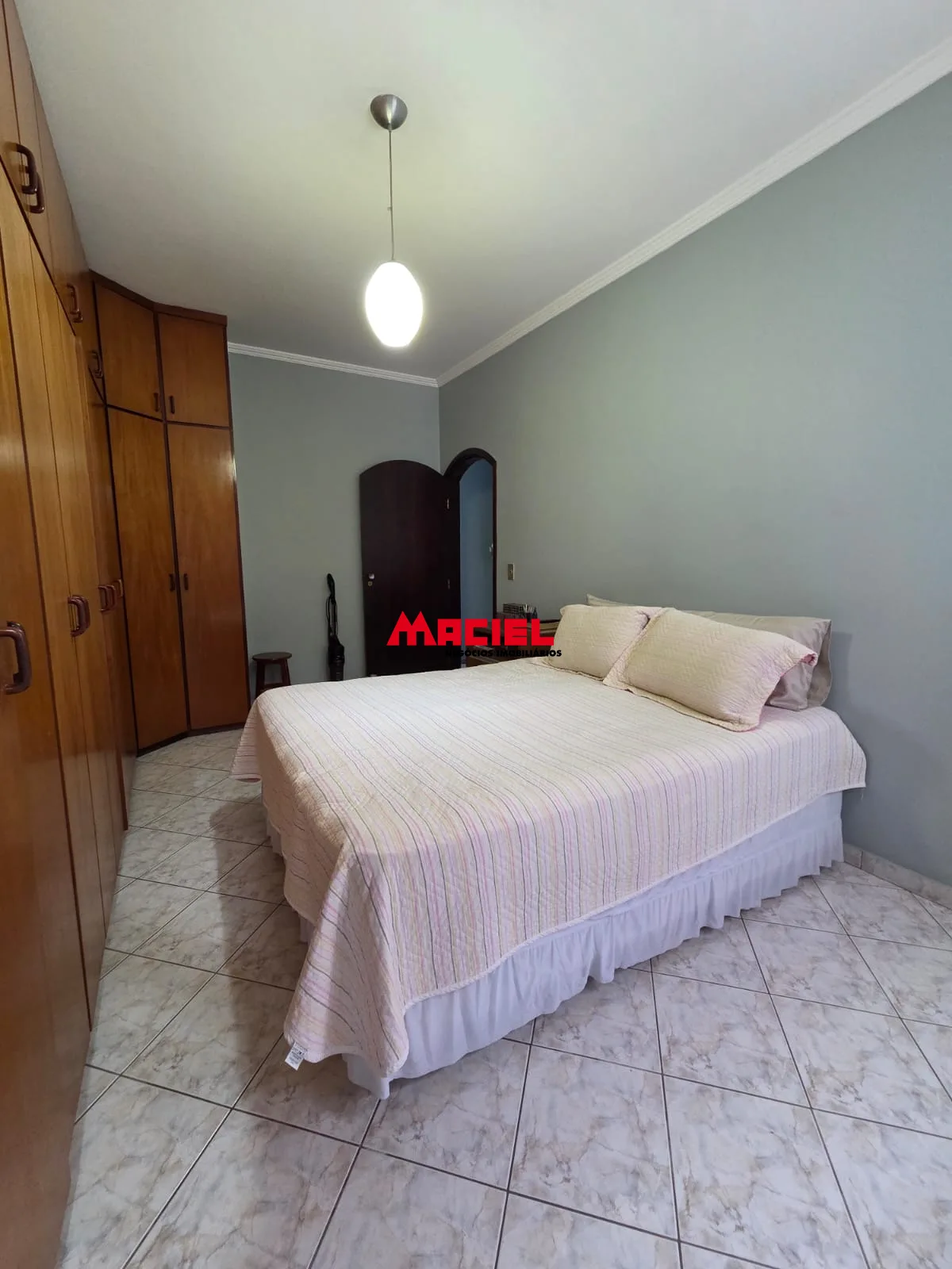 Comprar Casa / Padr&atilde;o em S&atilde;o Jos&eacute; dos Campos R$ 905.000,00 - Foto 7