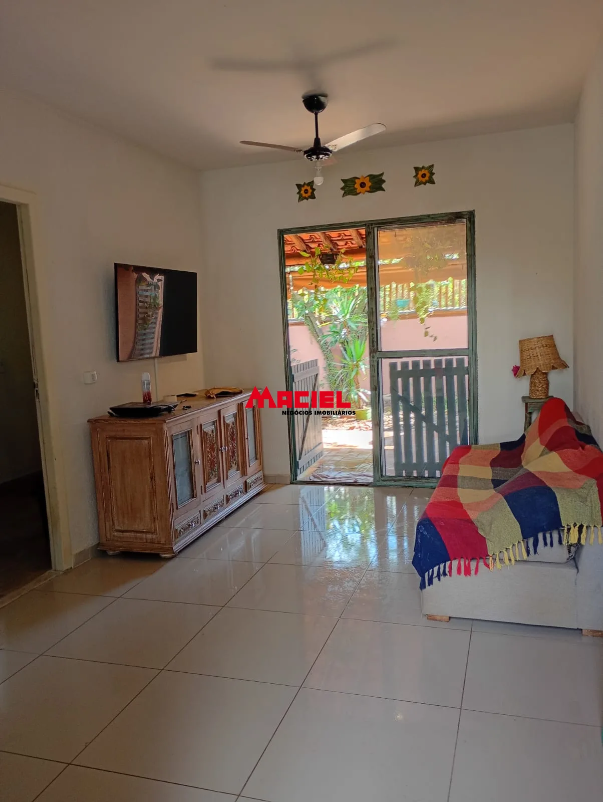 Alugar Casa / Condom&iacute;nio em S&atilde;o Jos&eacute; dos Campos R$ 2.800,00 - Foto 6
