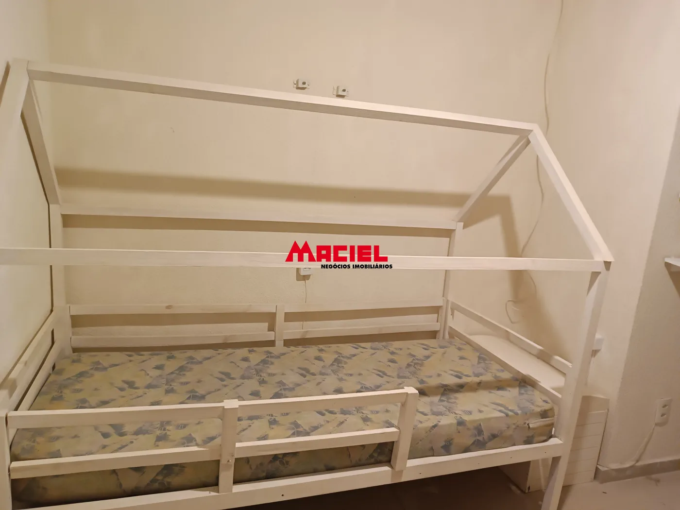 Alugar Casa / Condom&iacute;nio em S&atilde;o Jos&eacute; dos Campos R$ 2.800,00 - Foto 25